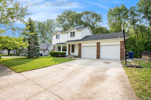 2358 Highfield Road Waterford Charter Township MI 48329