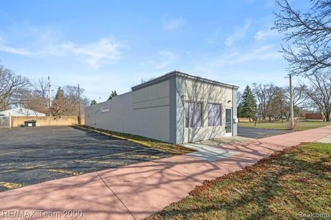 5153 S Beech Daly Street Dearborn Heights City MI 48125