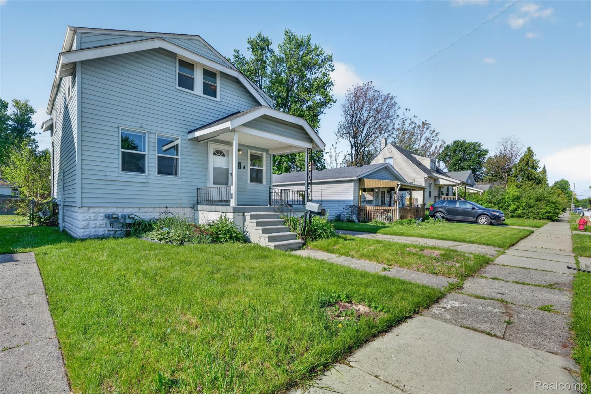 453 MANATEE Avenue