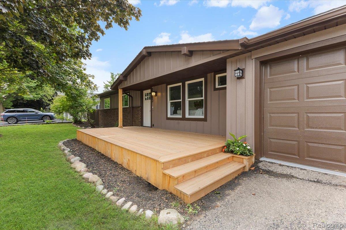 2863 Ravenglass Road