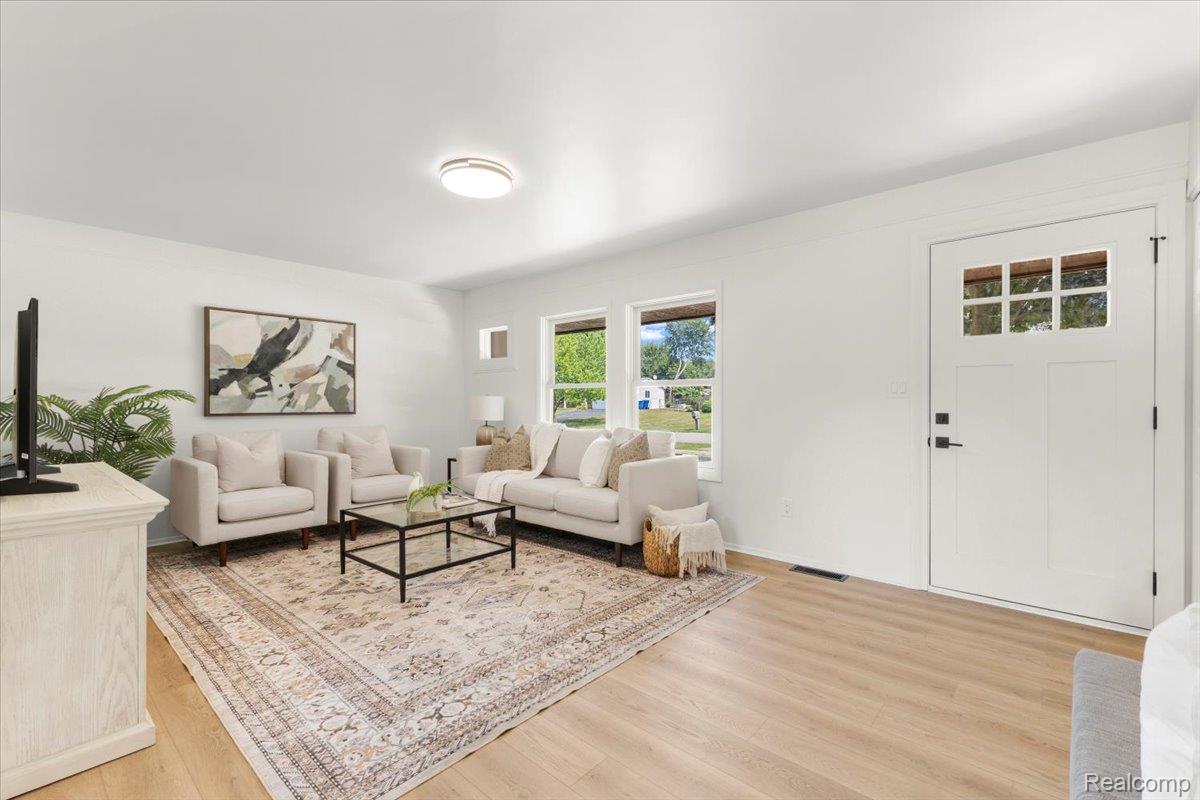 2863 Ravenglass Road