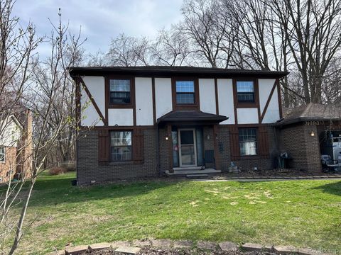 31693 Hillbrook Street Livonia City MI 48152