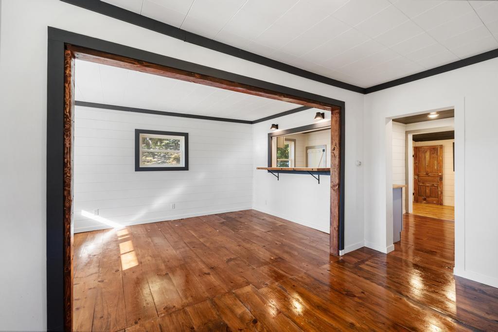 413 Groveland Street