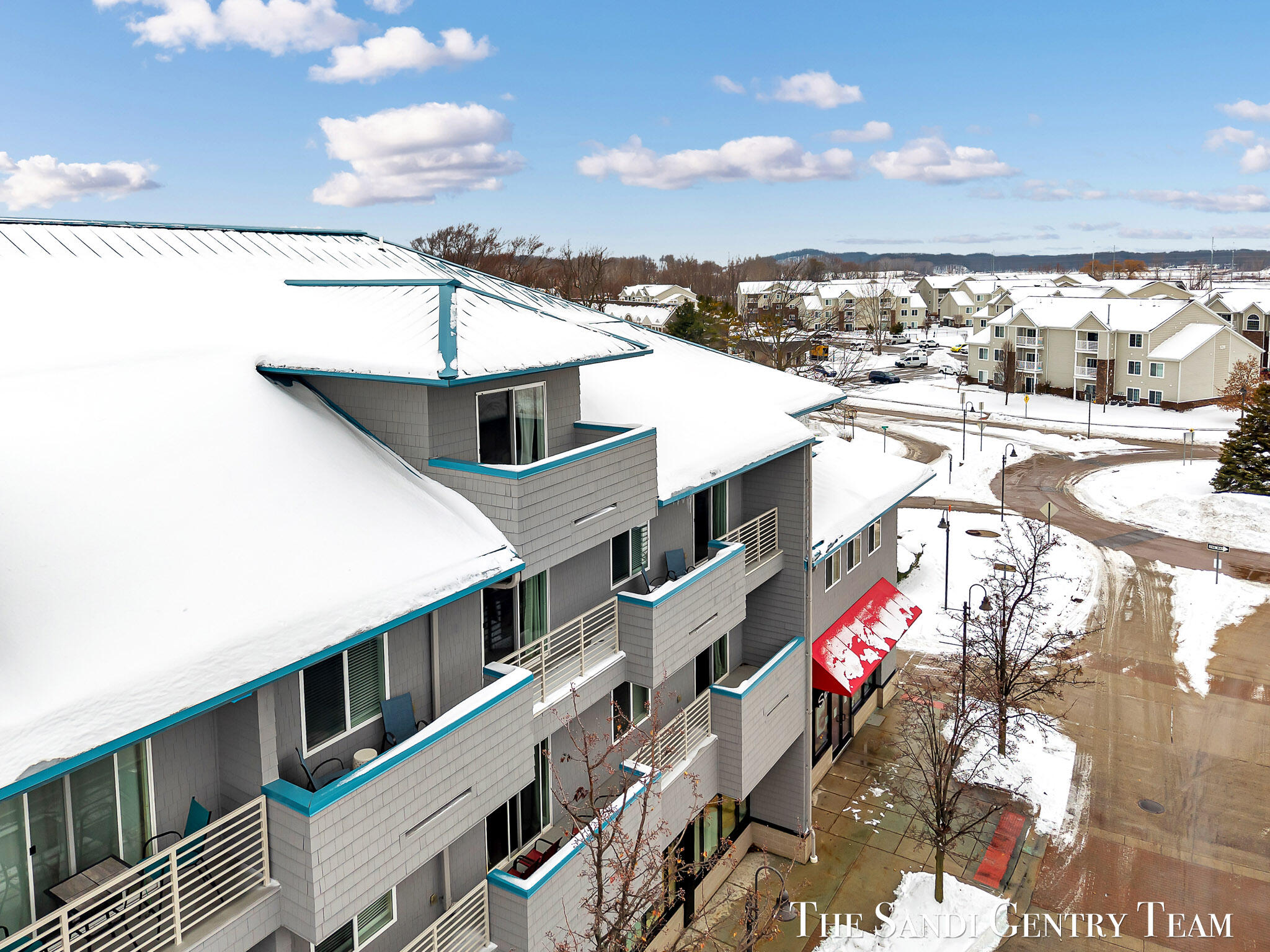 529 Miller Drive 305