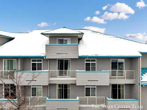 529 Miller Drive 305 Grand Haven City MI 49417