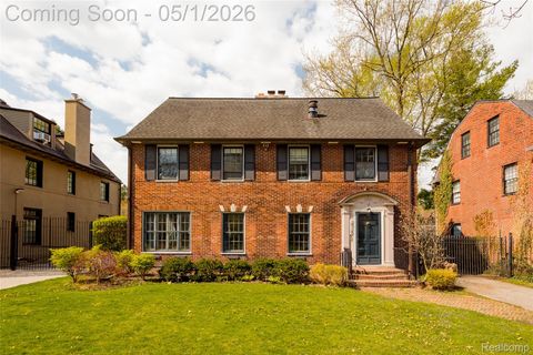 2929 Burns Street Detroit City MI 48214