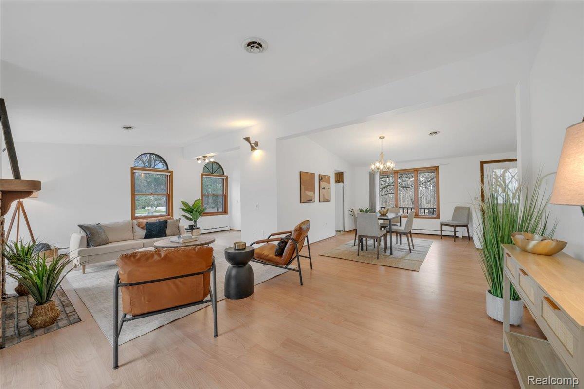 955 Woodlane Drive 9