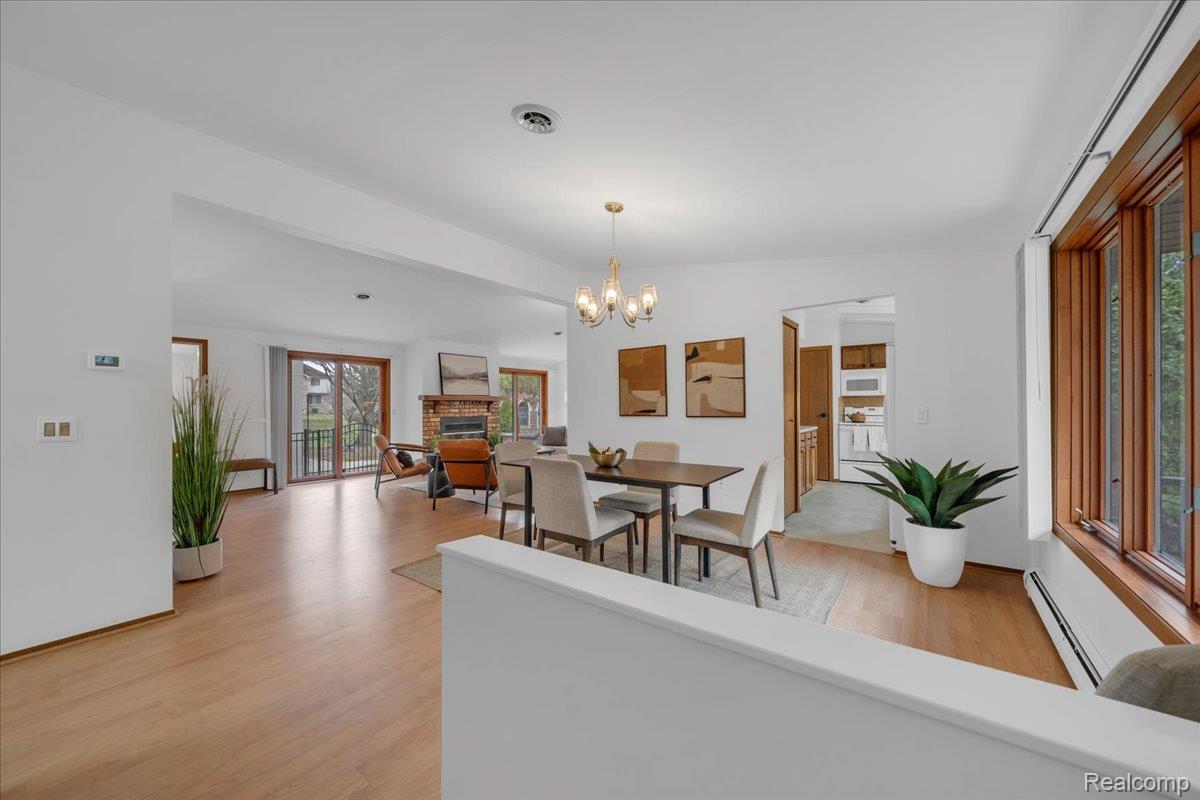 955 Woodlane Drive 9