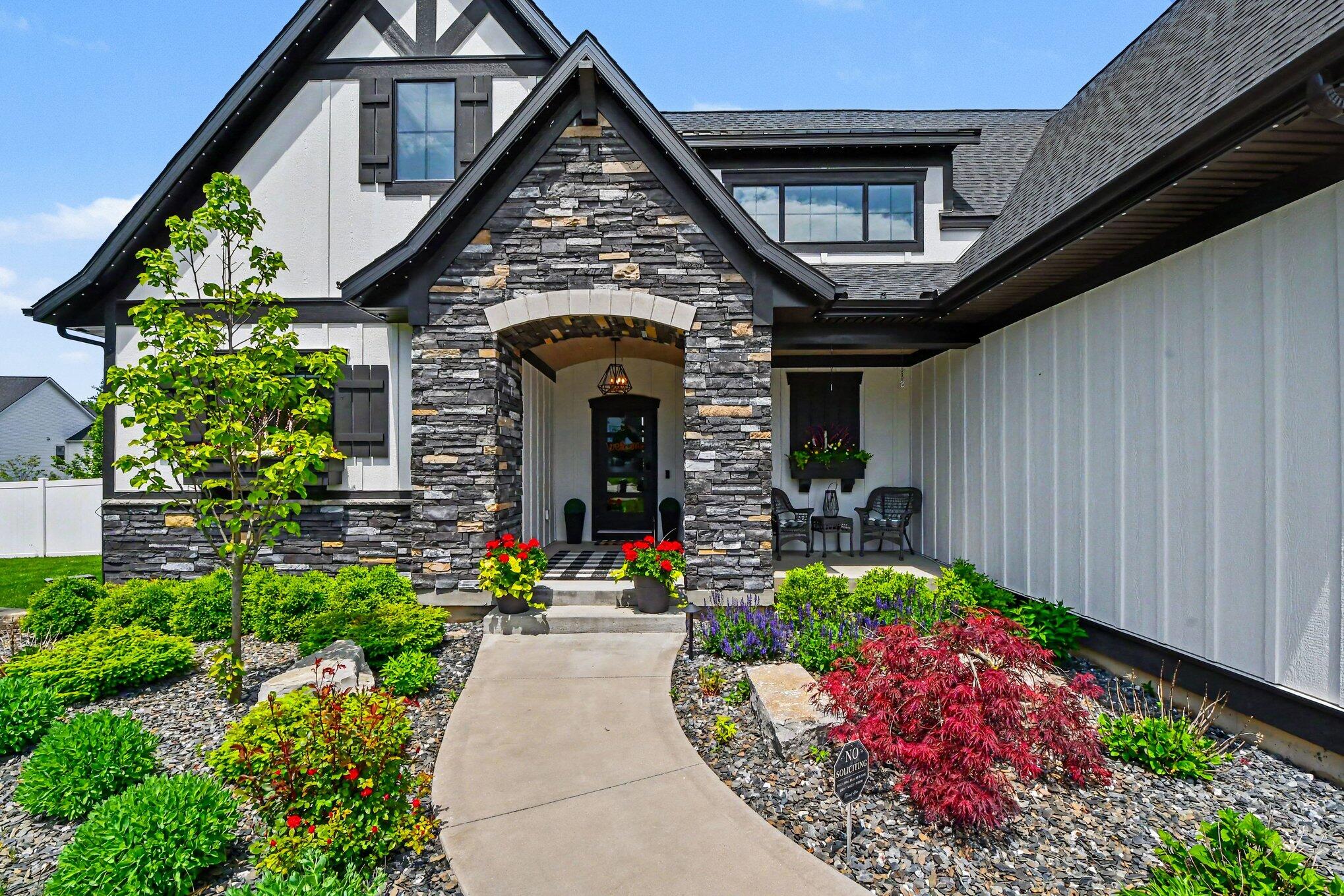 8251 Country Rail Drive SW