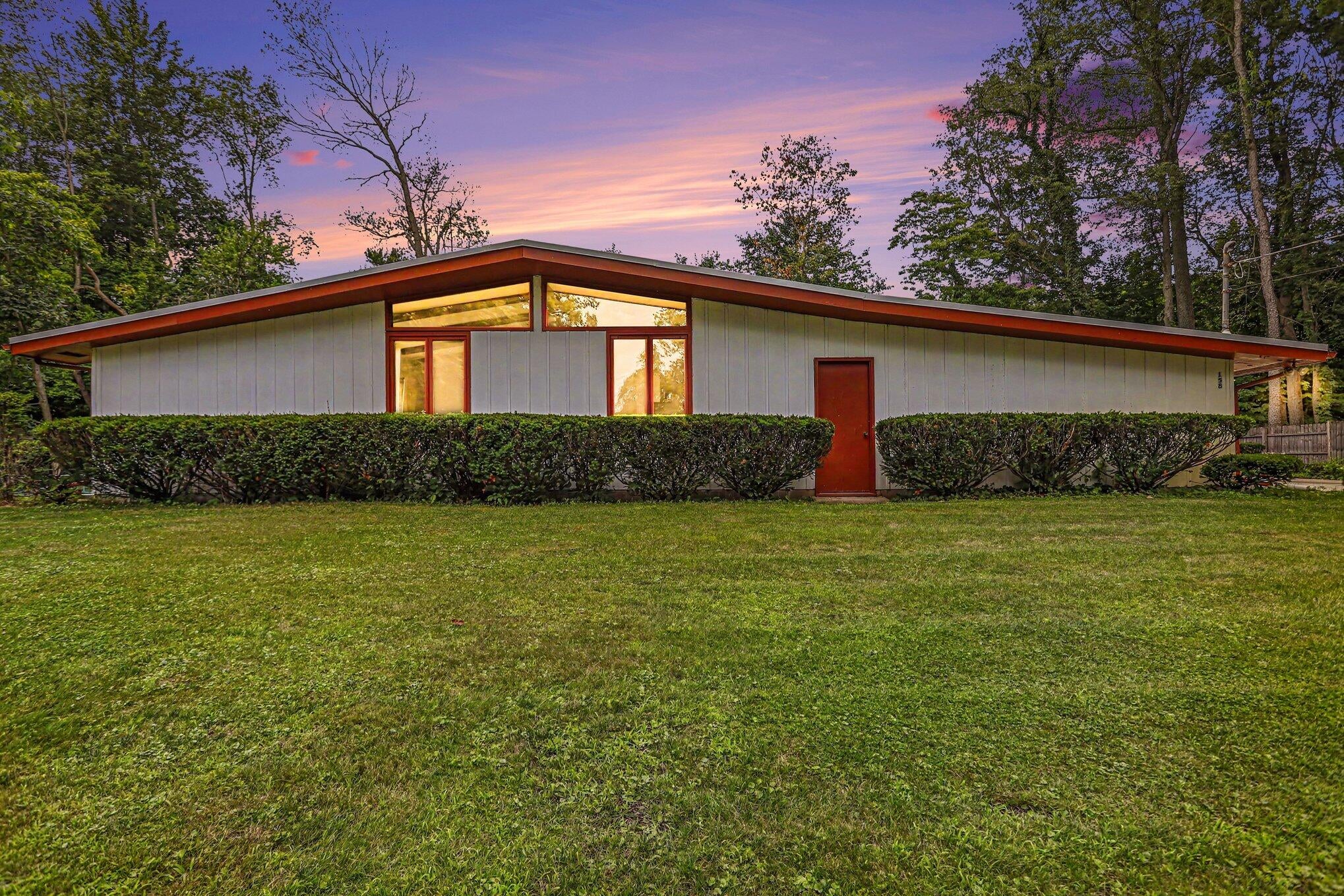 158 Reyn Circle