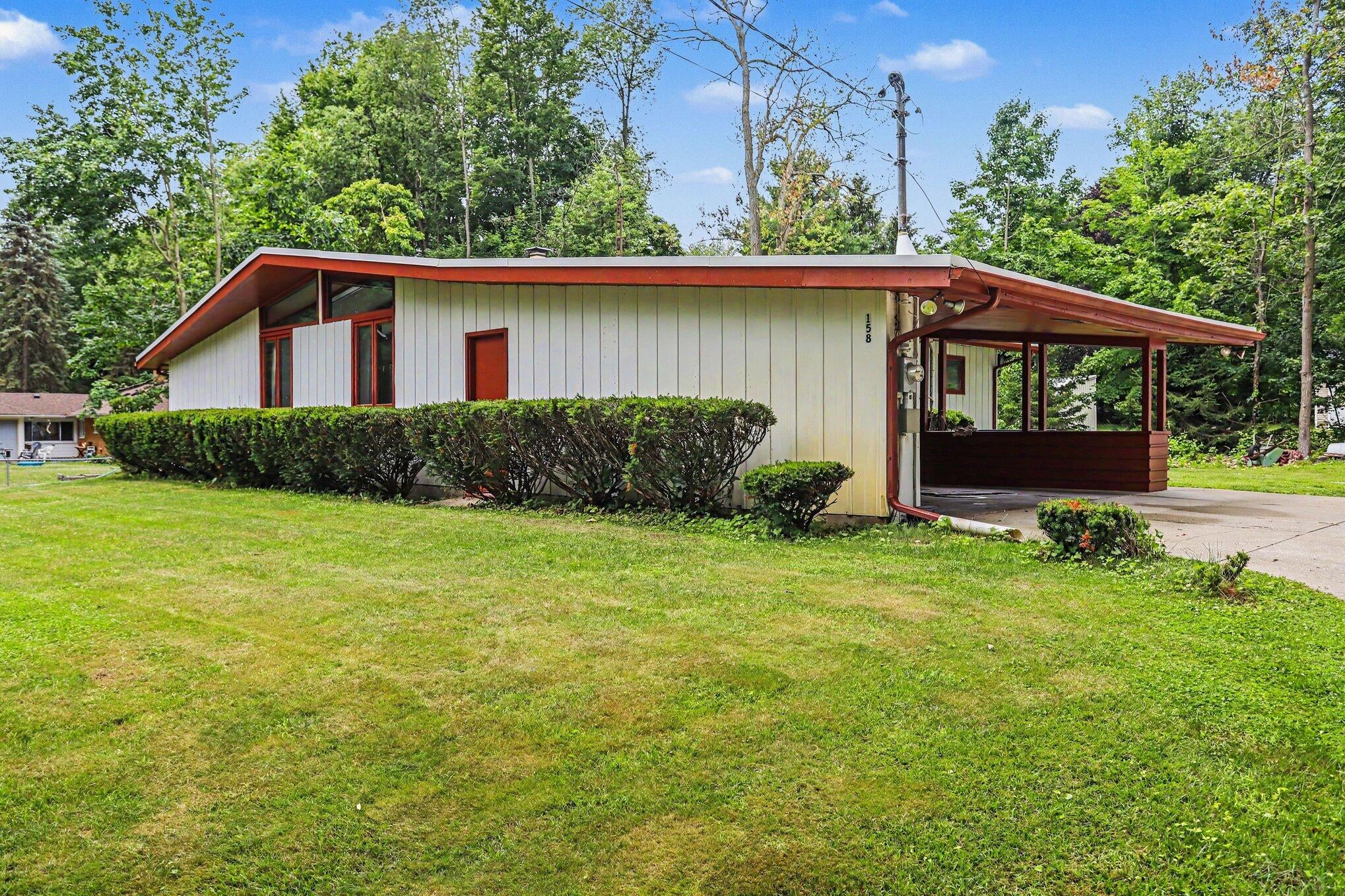 158 Reyn Circle