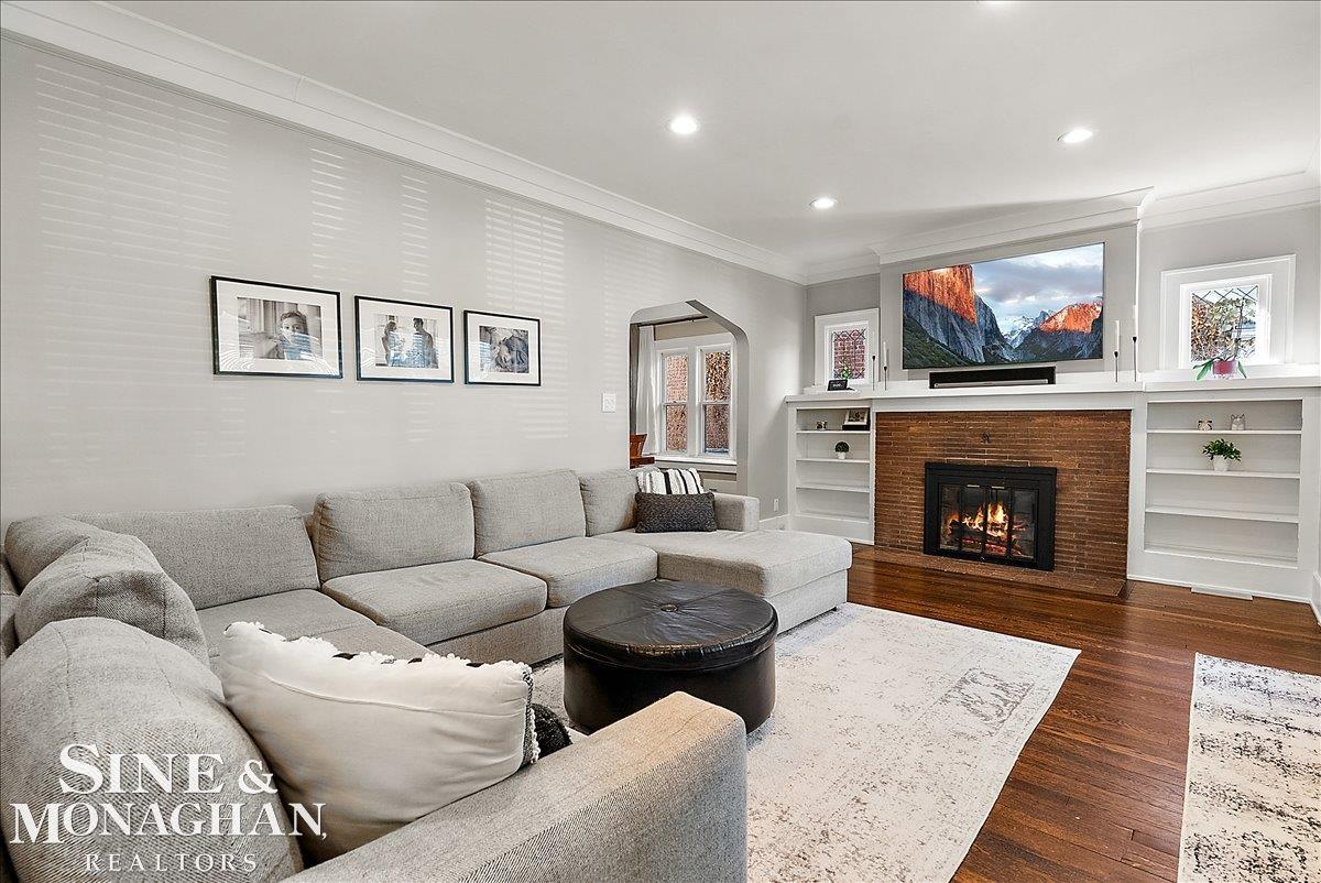 1124 BEACONSFIELD Road