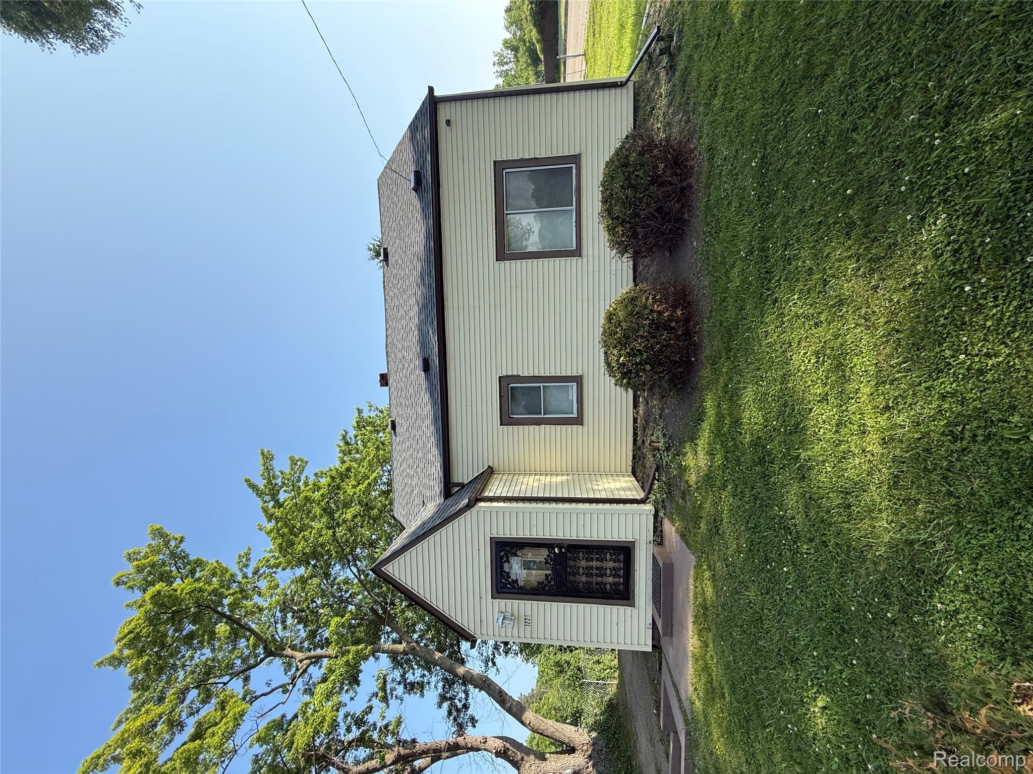 1226 E Princeton Avenue