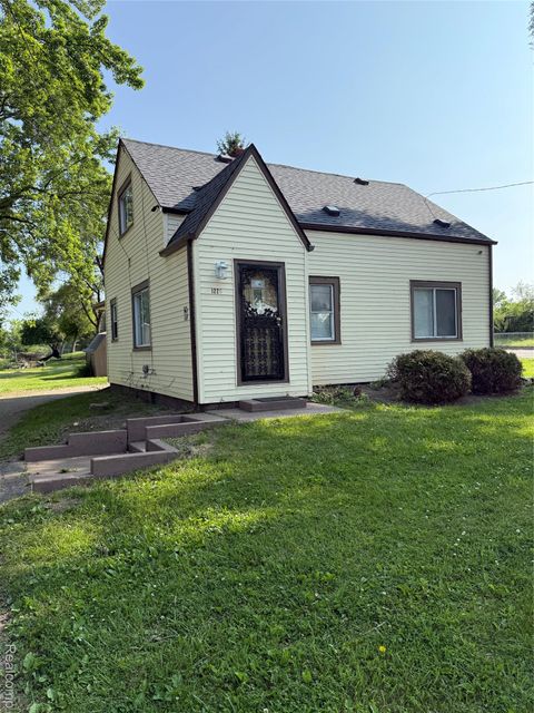1226 E Princeton Avenue Genesee Charter Township MI 48505
