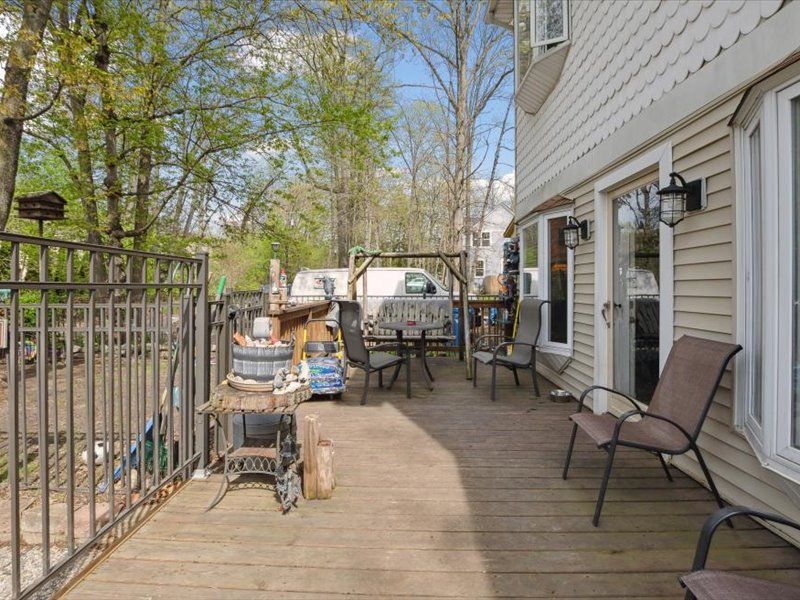 1735 Wickham