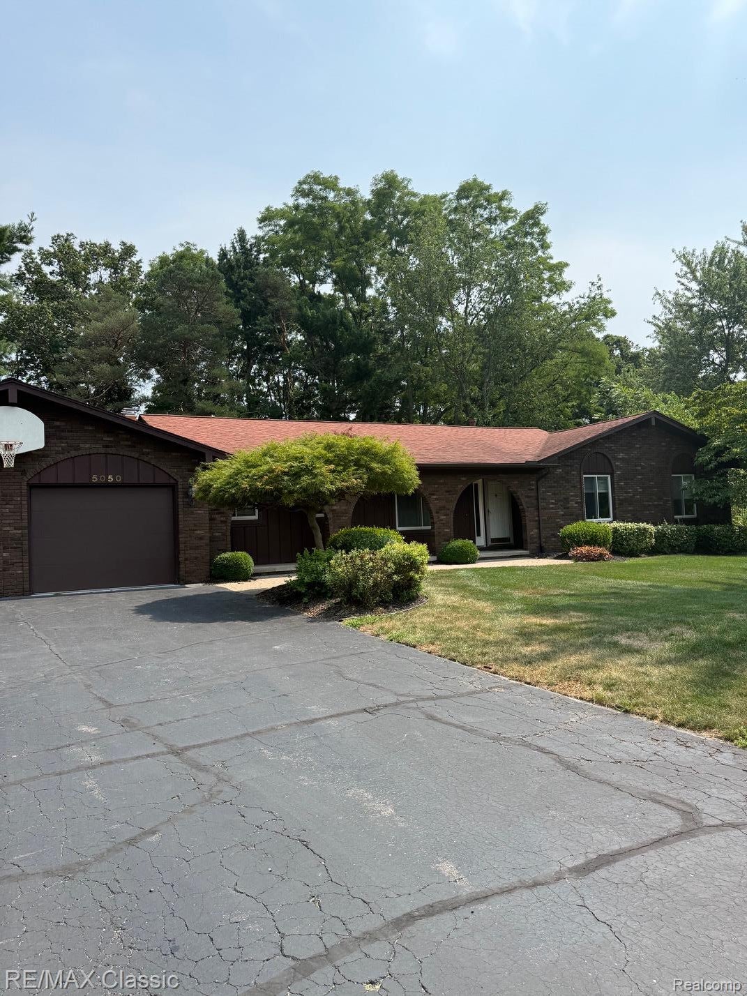 5050 Winewood Lane