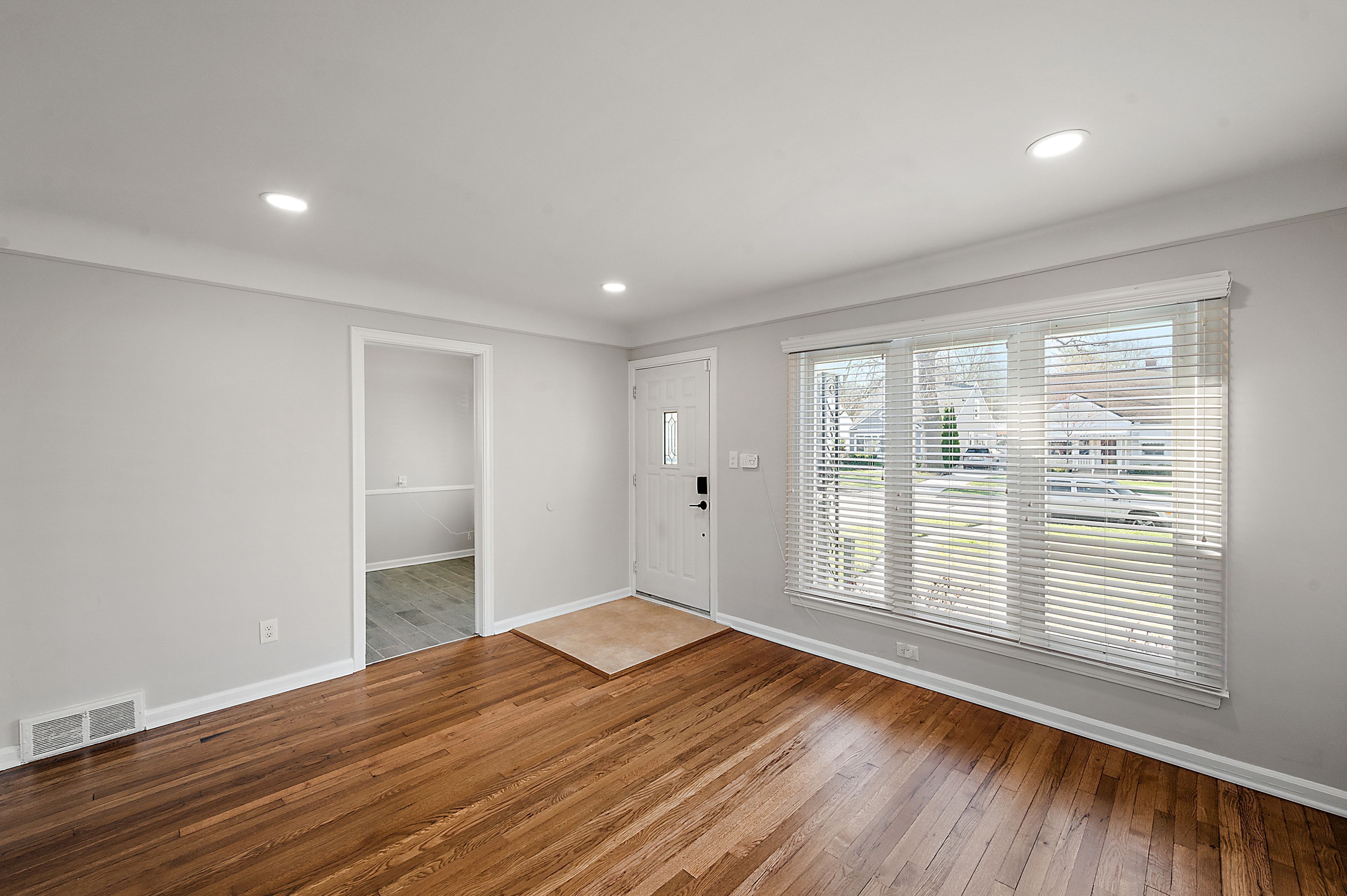 117 E WEBSTER Road