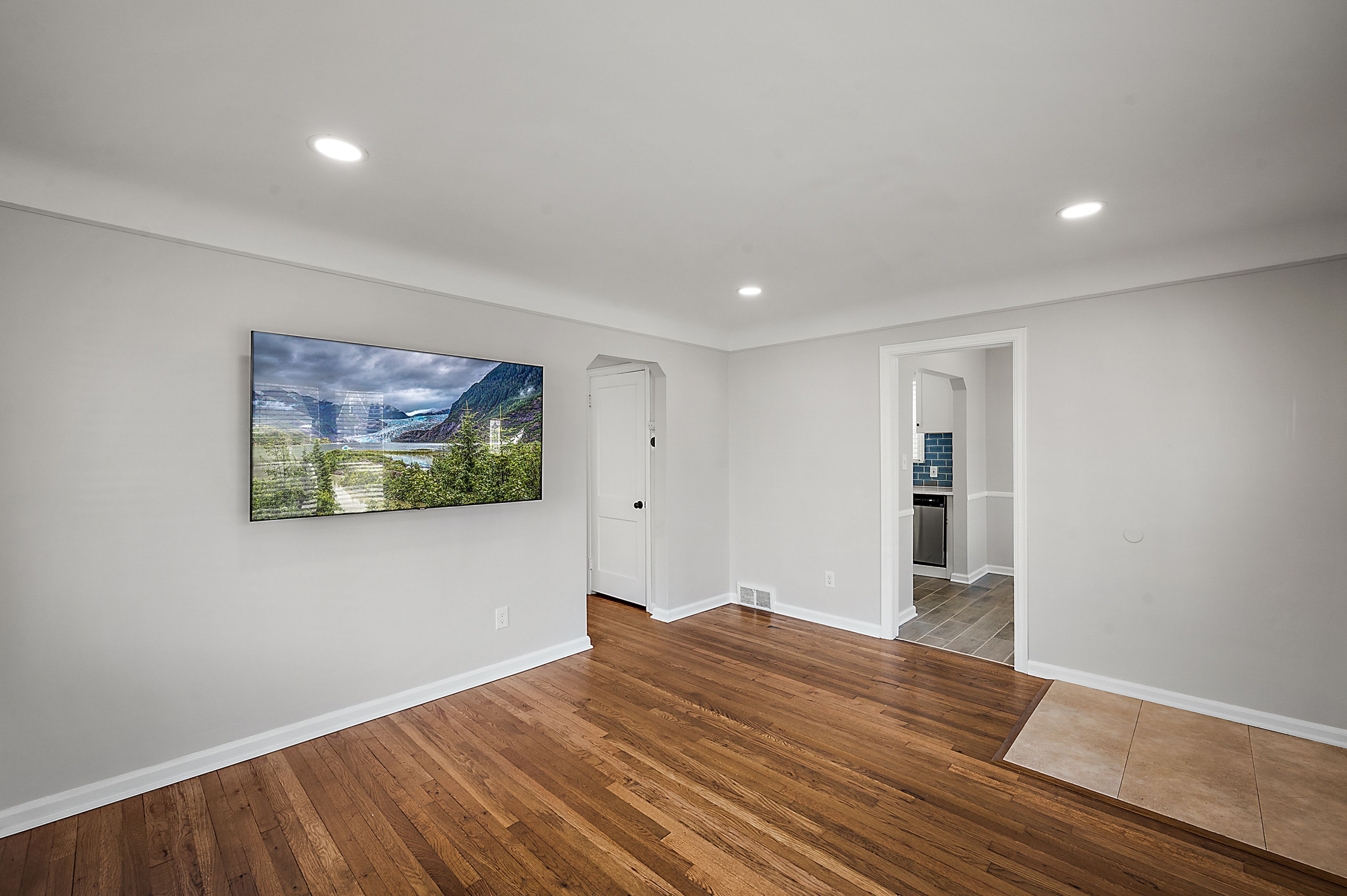 117 E WEBSTER Road