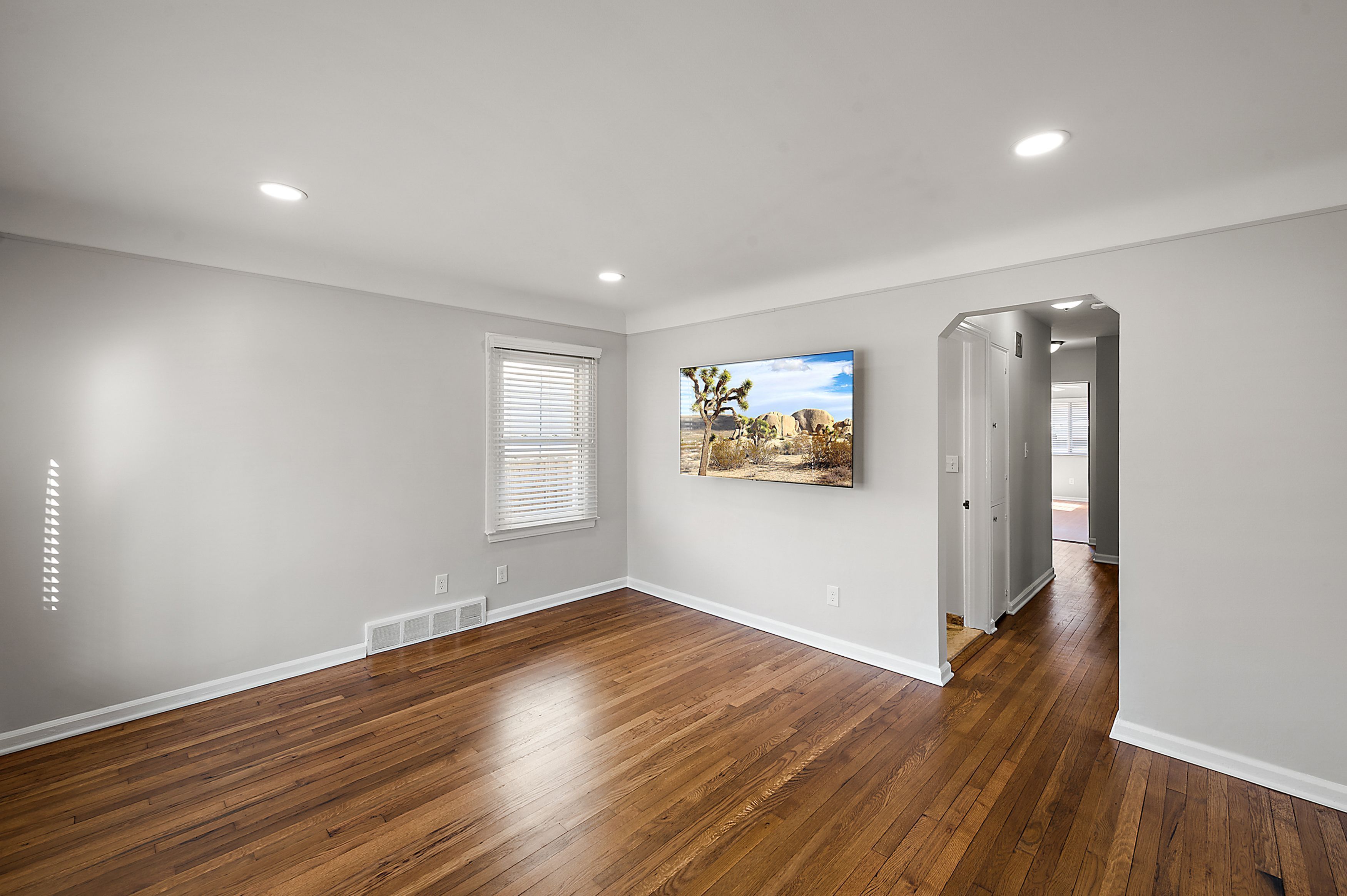 117 E WEBSTER Road