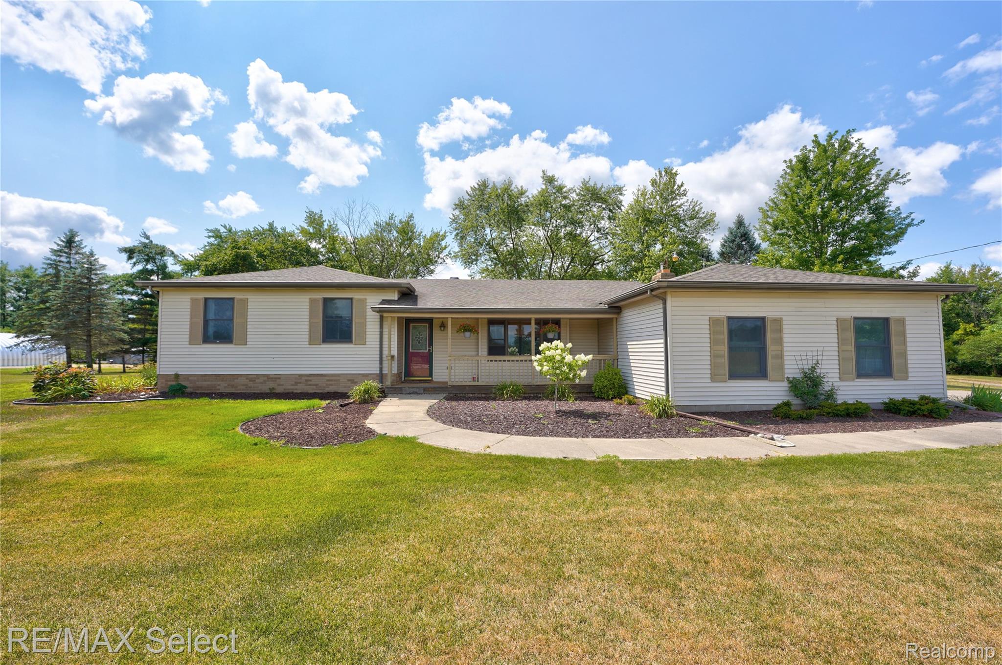 9394 Seymour Road