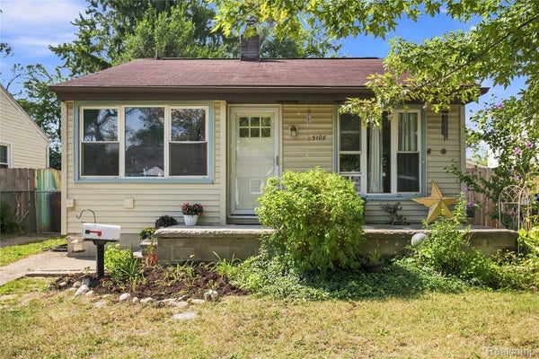5108 MILDRED ST, WAYNE, MI 48184 - Image b7071a0cb7e7a9594a9c6a5a3ea44d0c/344127539