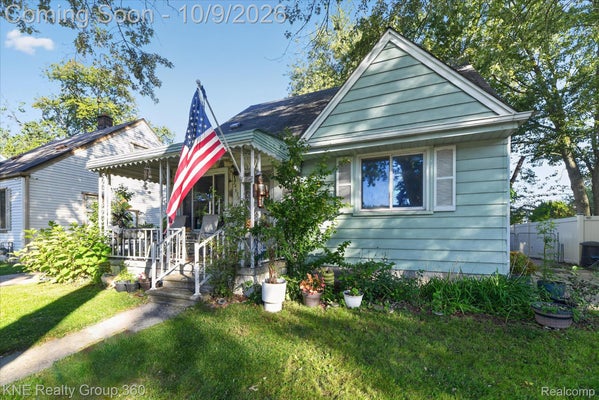 24638 ANDOVER DR, DEARBORN HEIGHTS, MI 48125 - Image b709d7430486d932a0da17d4d41adf6d/270133723