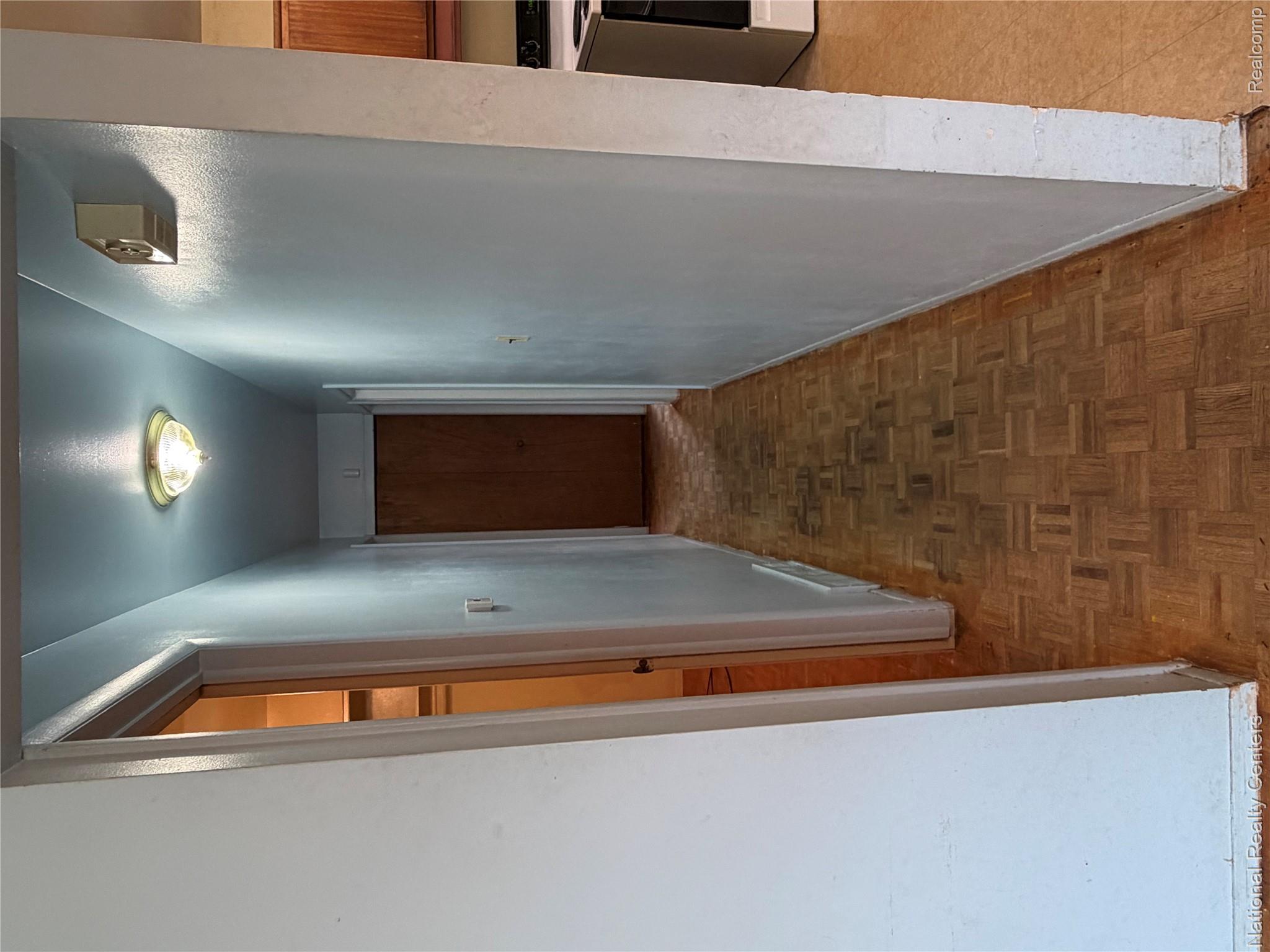 6836 Mansfield Street