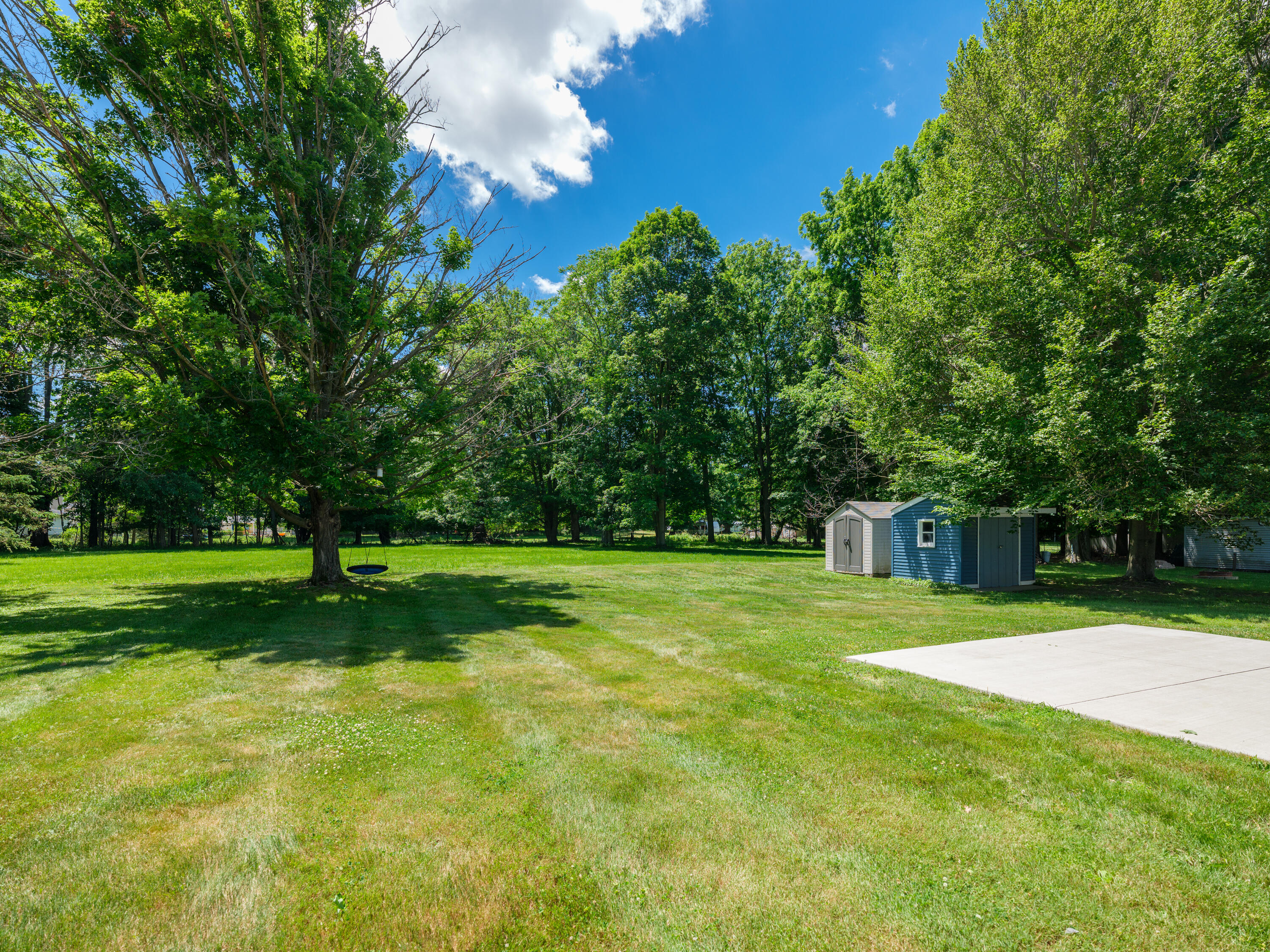 600 North Drive E