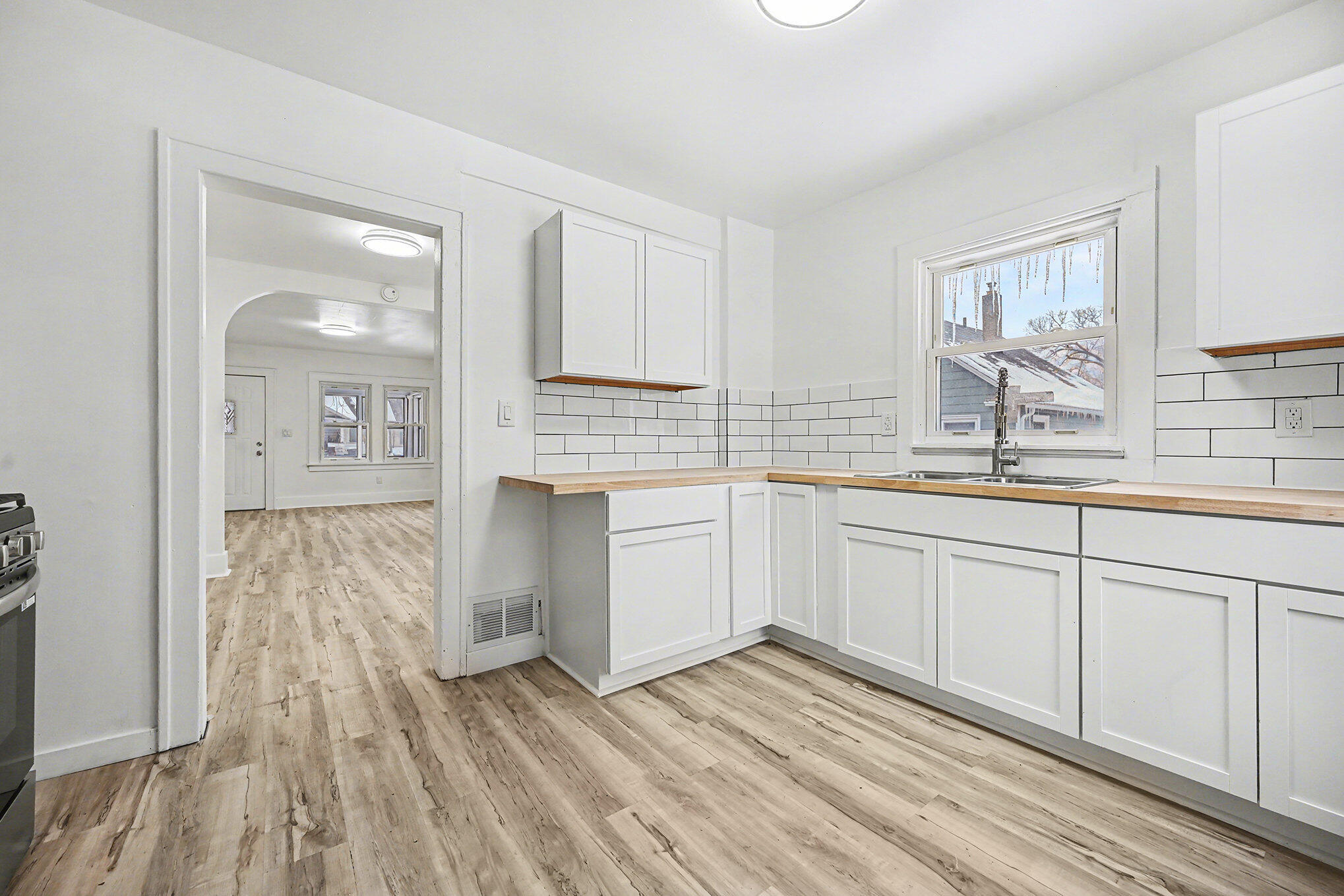 217 Grenville Street