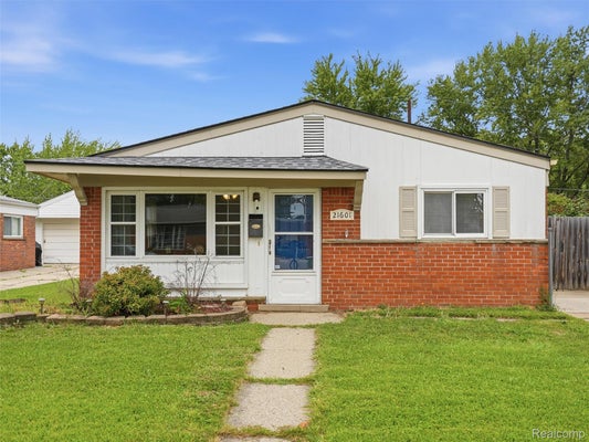 21601 PARKWAY ST, SAINT CLAIR SHORES, MI 48082 - Image b71fdf2c3f1f717a9a7f6d8425cef2f1/2475944198