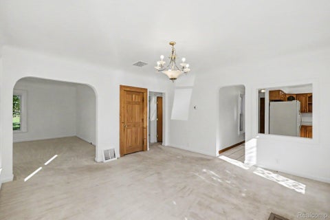Tiny photo for 6136 Ormond Road, Springfield Charter Township, MI 48350 (MLS # 20261085175)
