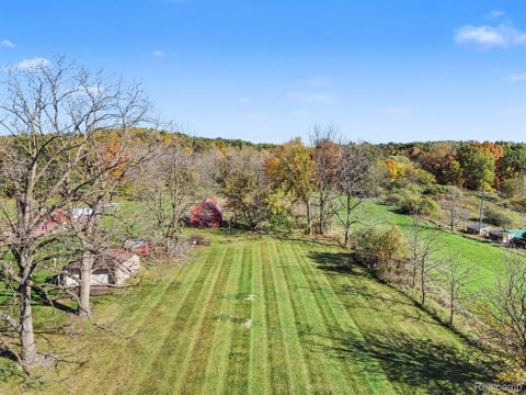 Tiny photo for 6136 Ormond Road, Springfield Charter Township, MI 48350 (MLS # 20261085175)