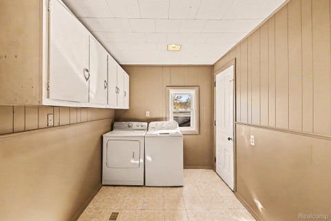 Tiny photo for 6136 Ormond Road, Springfield Charter Township, MI 48350 (MLS # 20261085175)