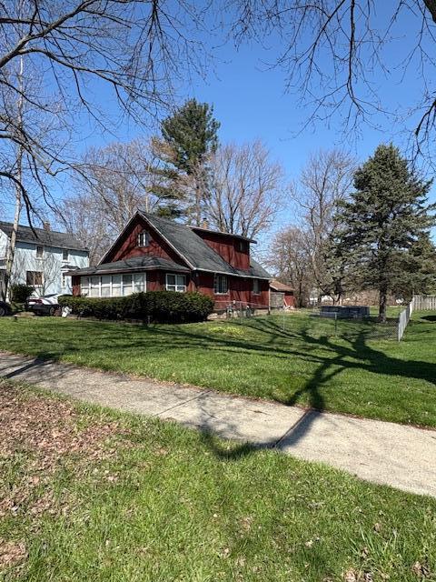 204 W Berry Avenue
