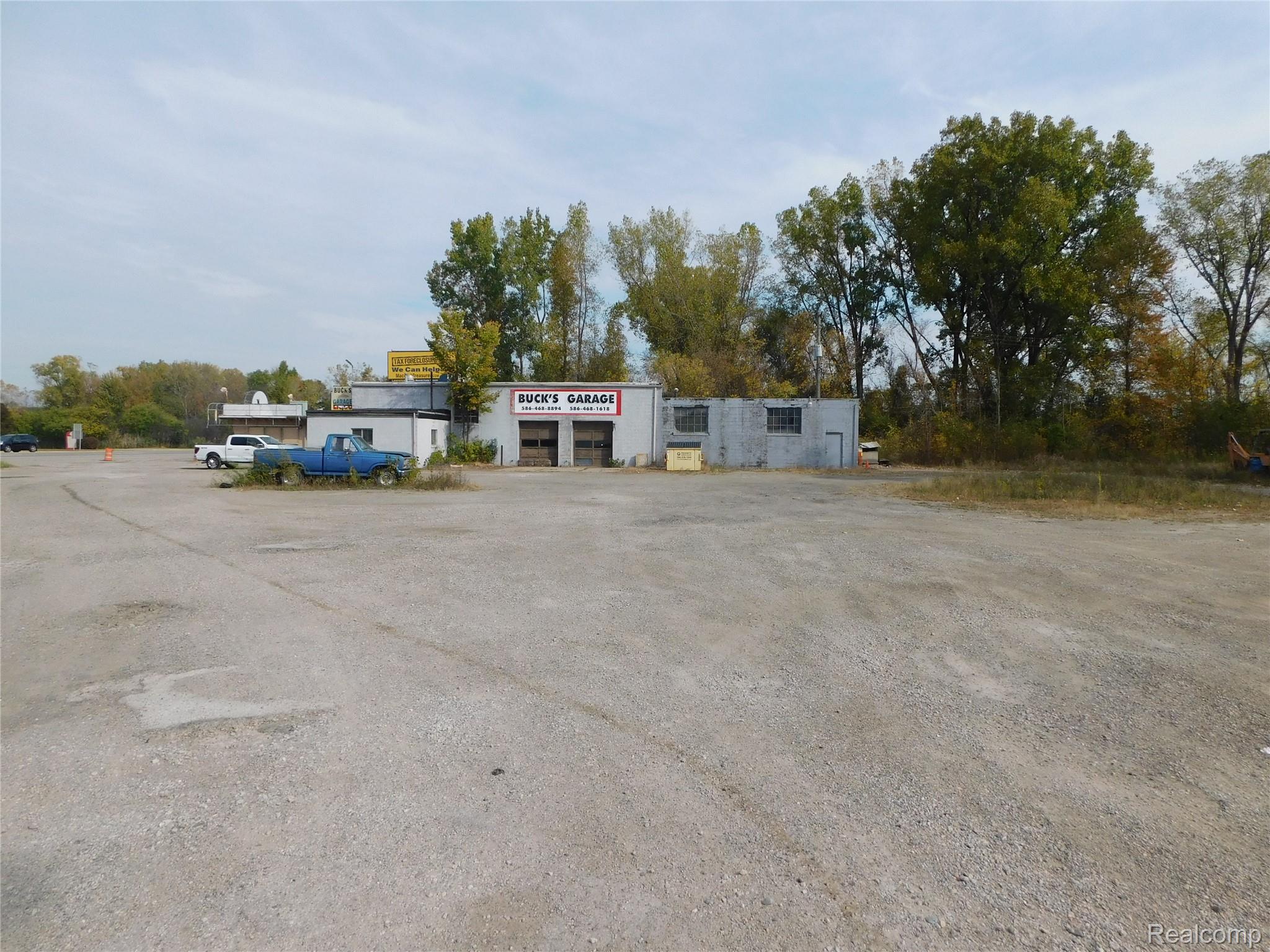 43560 N Groesbeck Highway