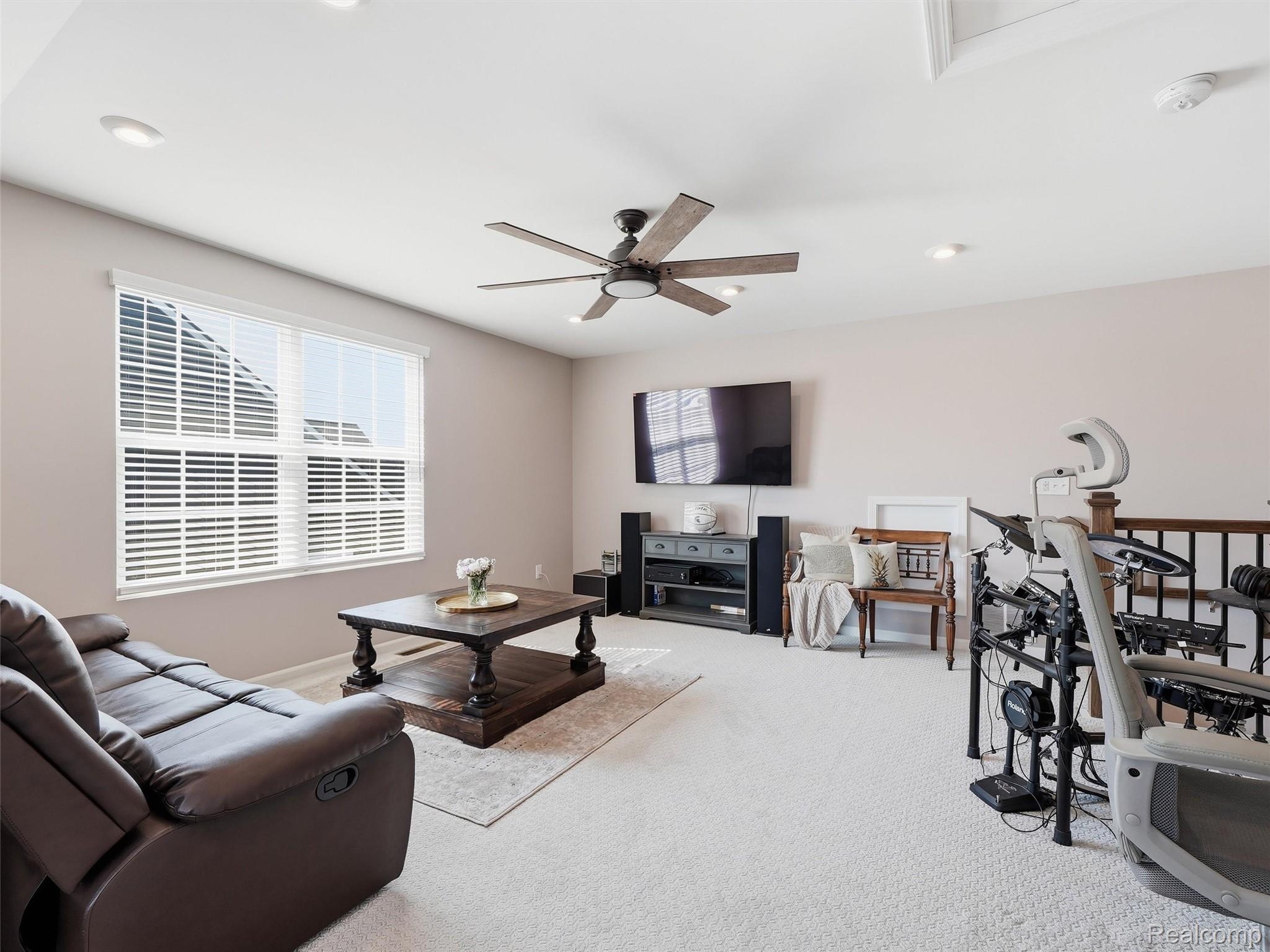 227 N Sydney Court