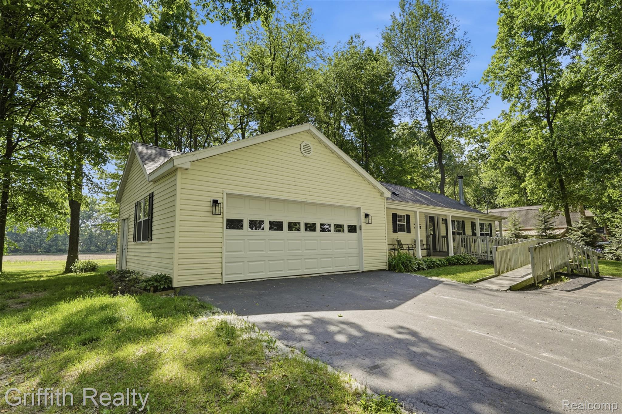260 Ellsworth Lake Drive