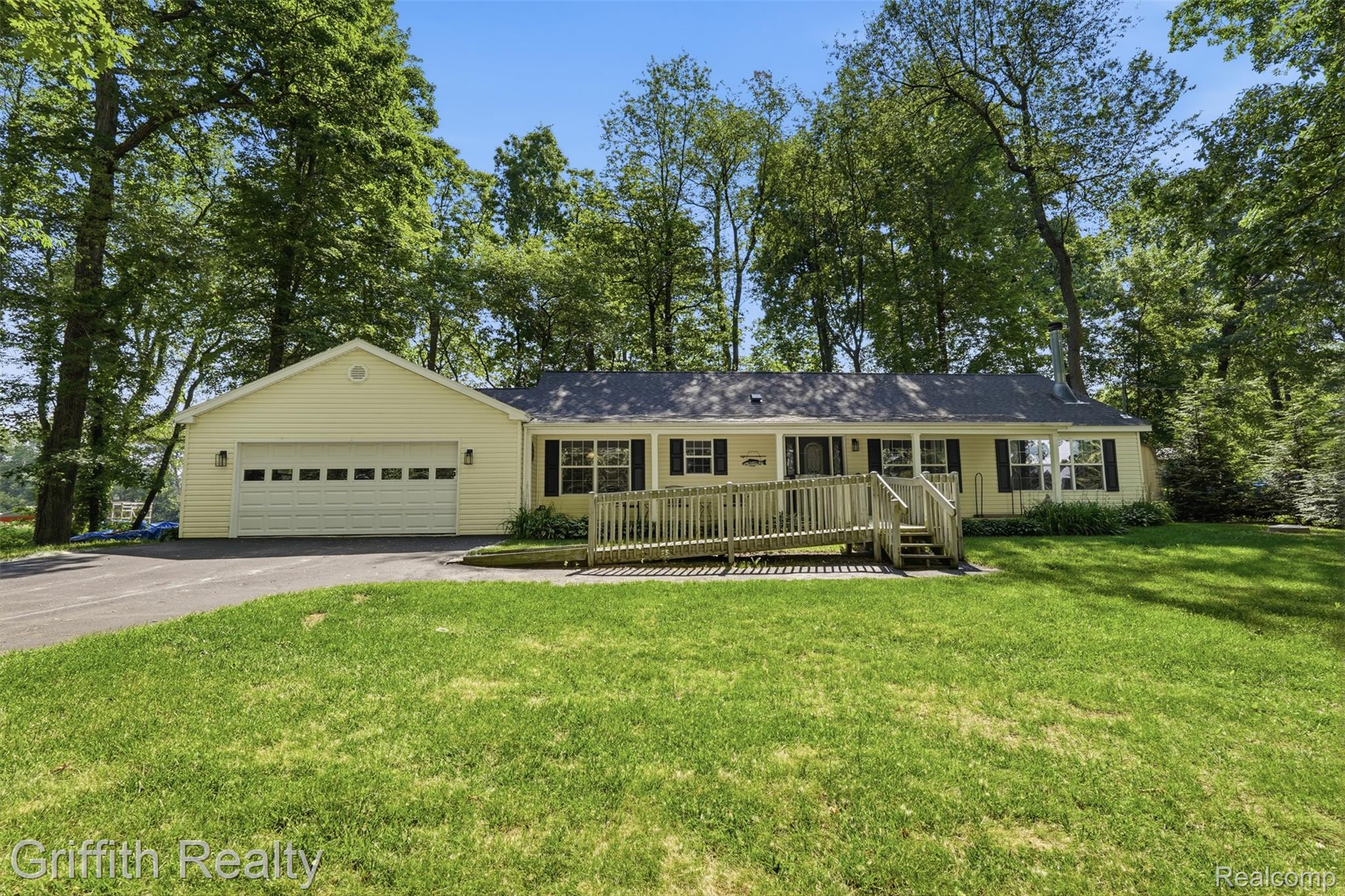 260 Ellsworth Lake Drive