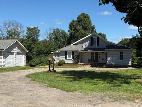 2581 Carpenter Road Lapeer City MI 48446