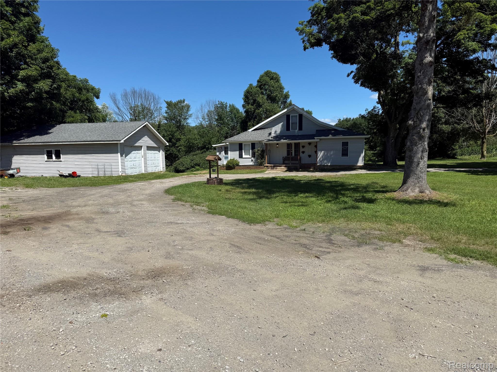 2581 Carpenter Road