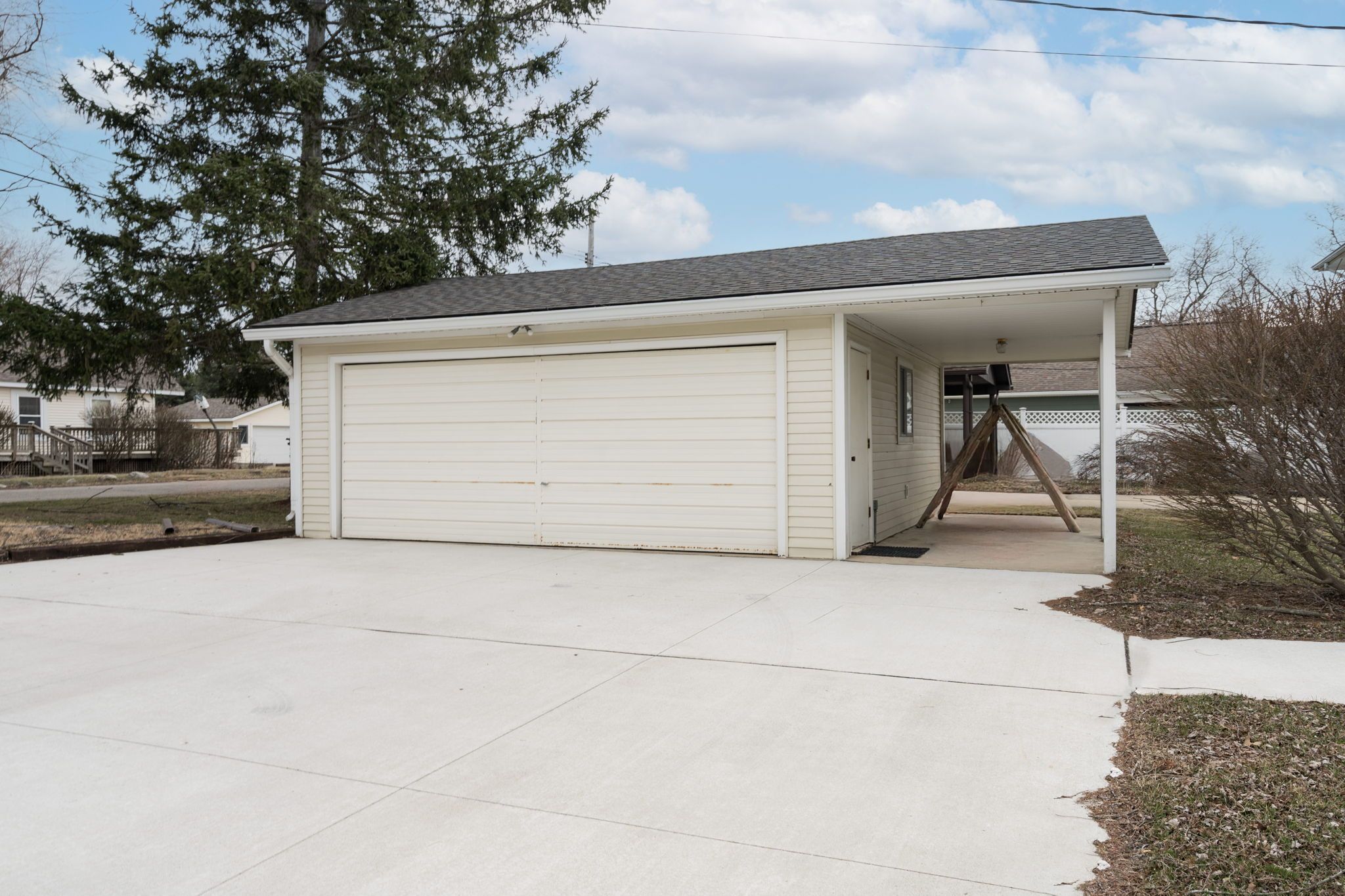 3506 MOBERLY Drive