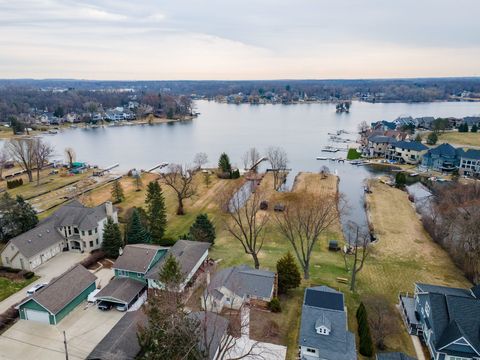 3506 MOBERLY Drive Commerce Charter Township Oakland MI 48382