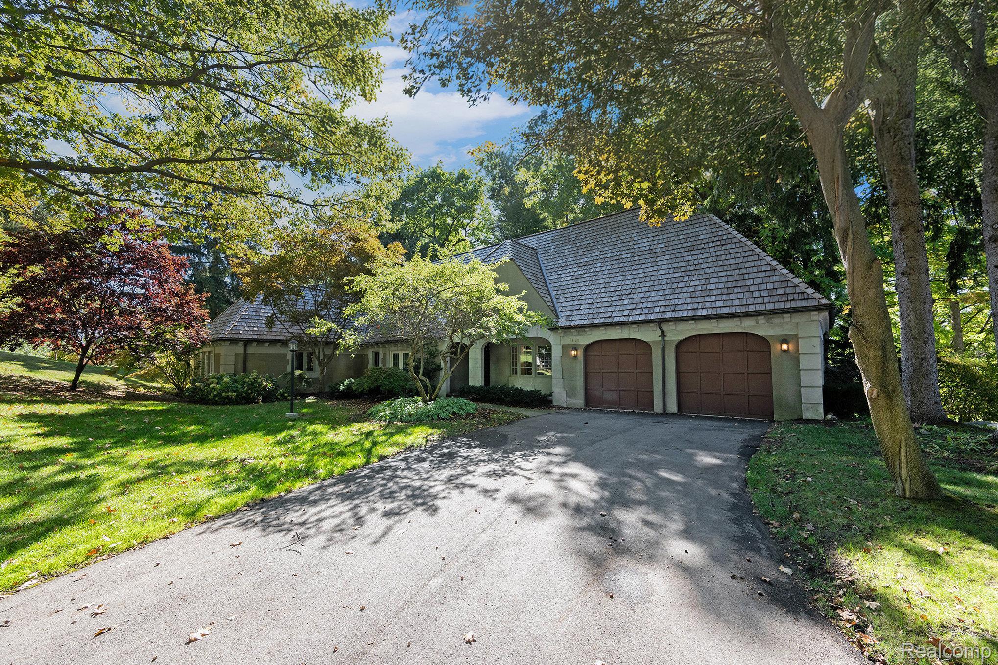 5459 Bristol Parke Drive