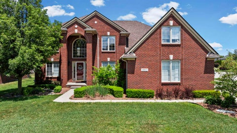 Photo of 18913 Strongford Drive, Macomb Township, MI 48044 (MLS # 58050217354)