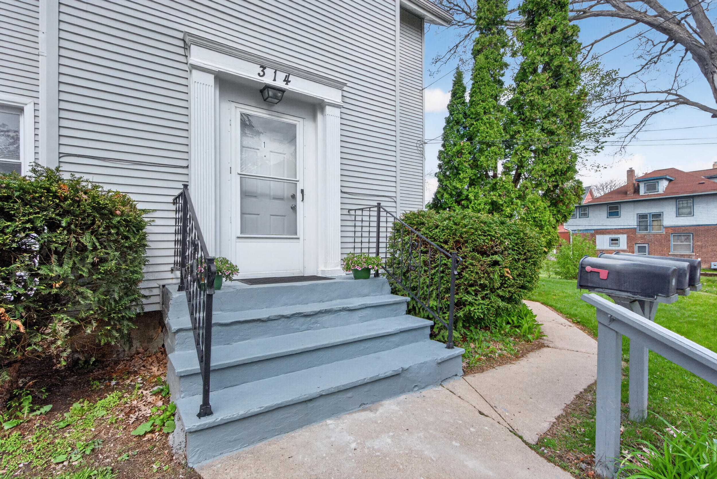 312-314 Second Street