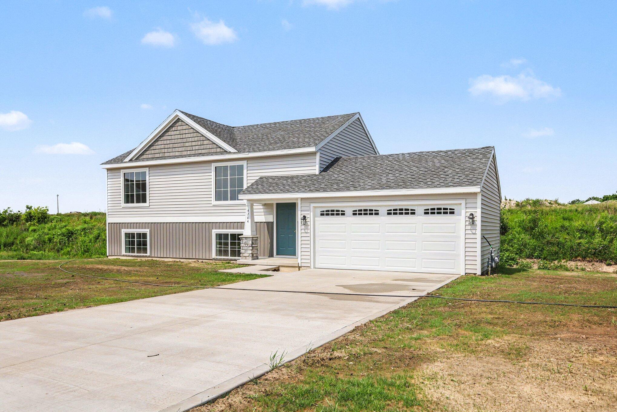4284 Old Farm Drive