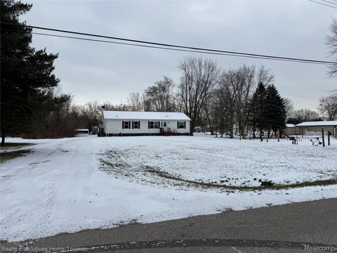 2045 Yeager Street Port Huron City MI 48060