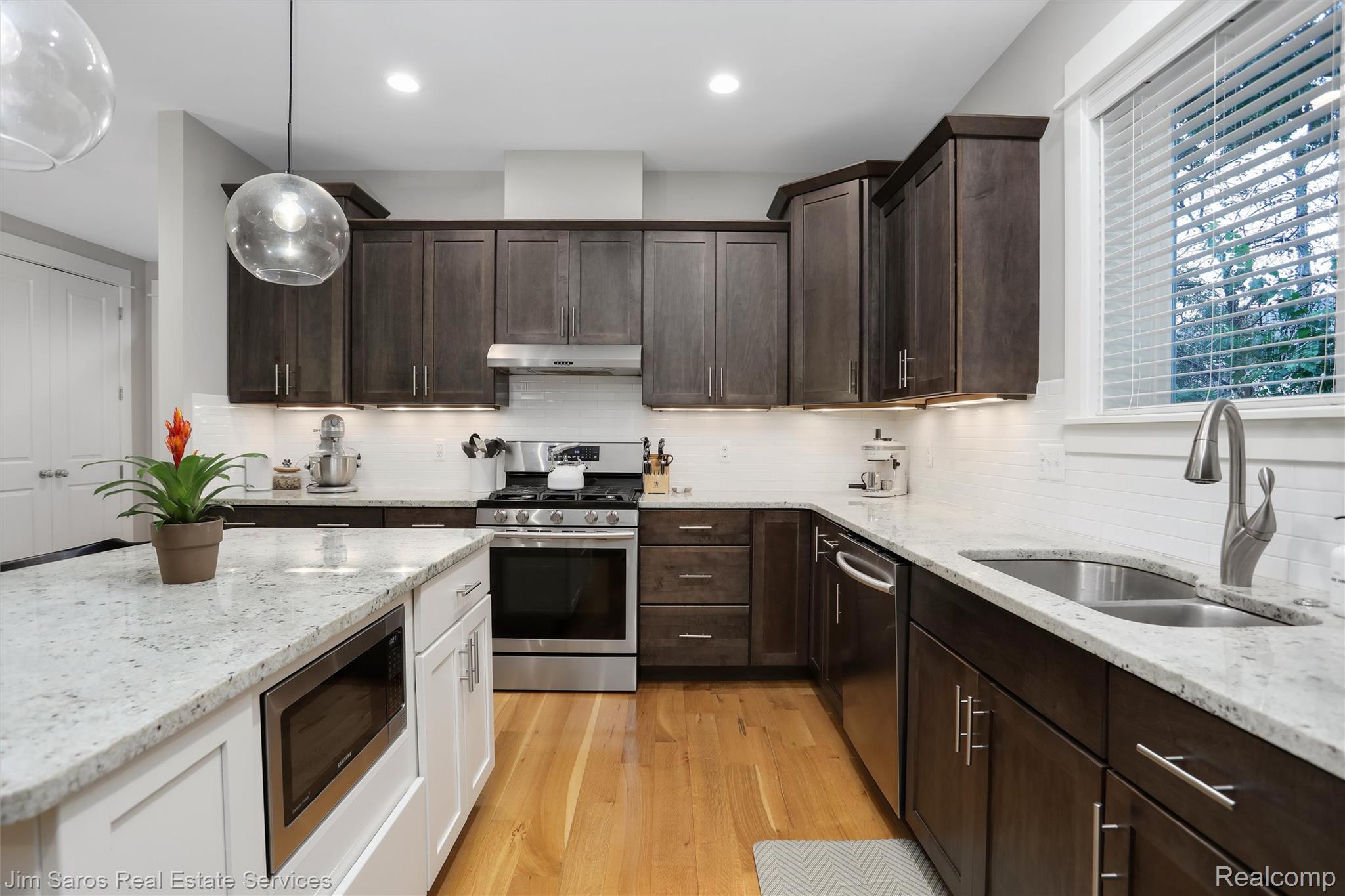 406 N Altadena Avenue