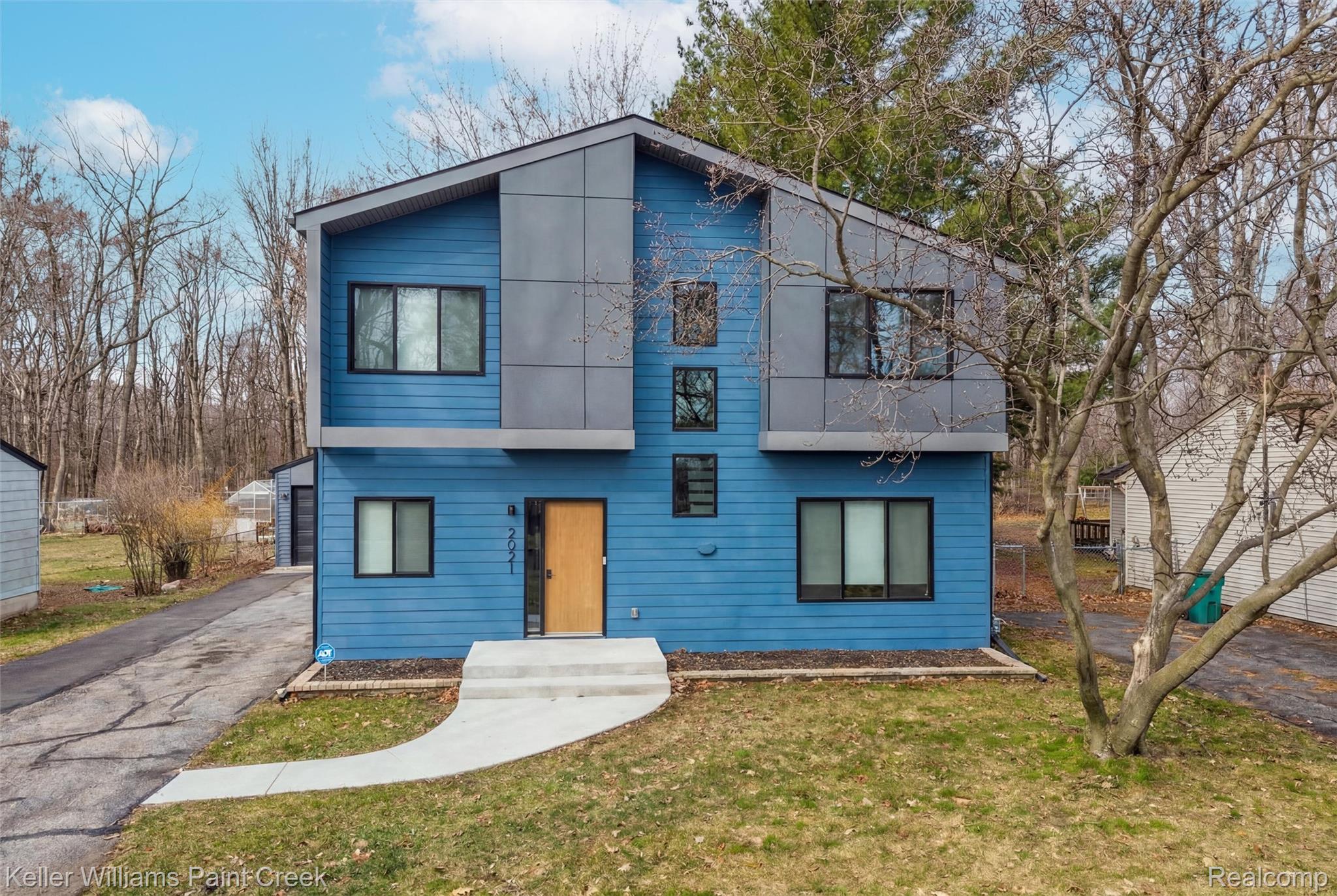 2021 Van Courtland Drive