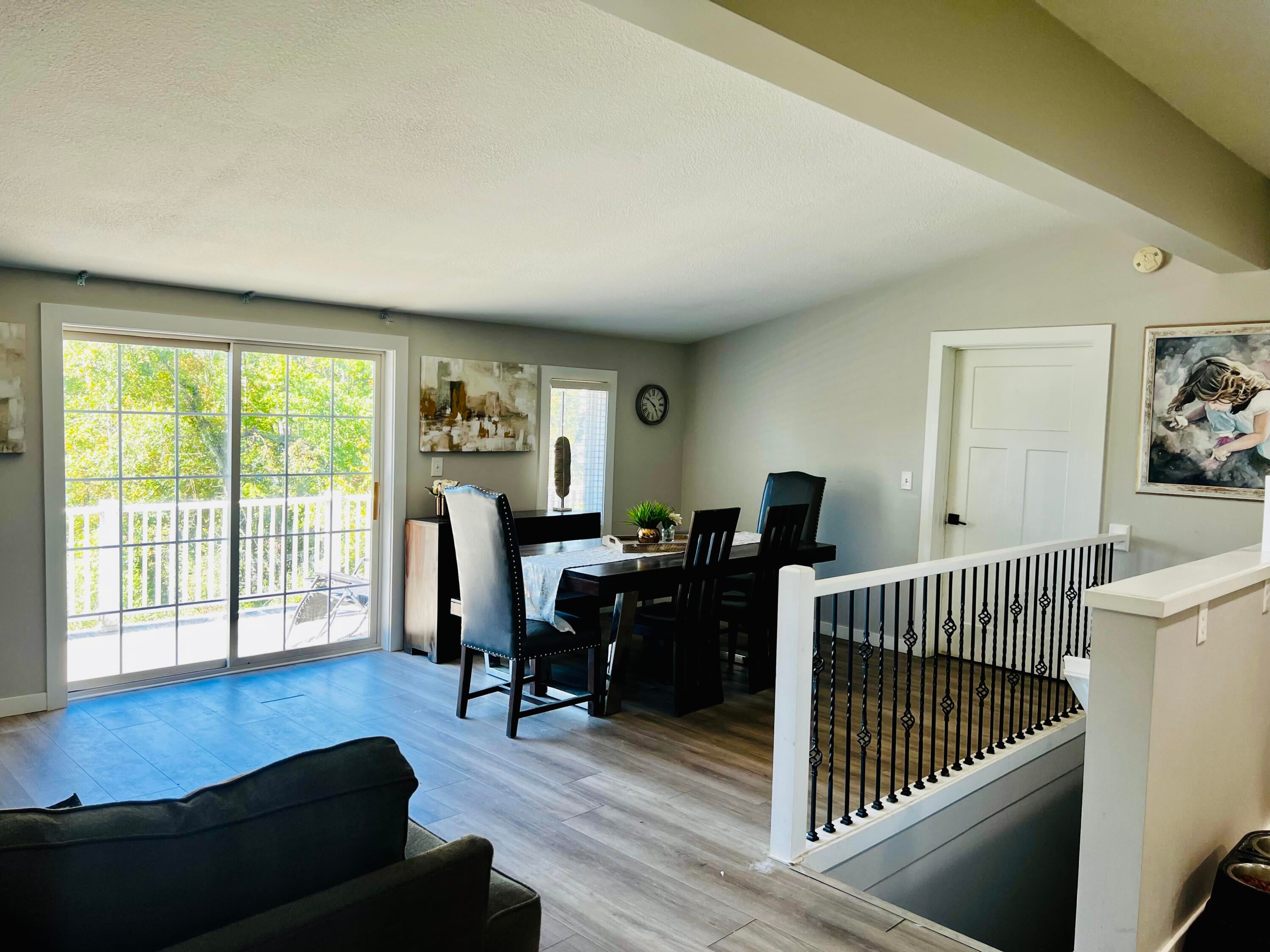 1504 Devries Drive